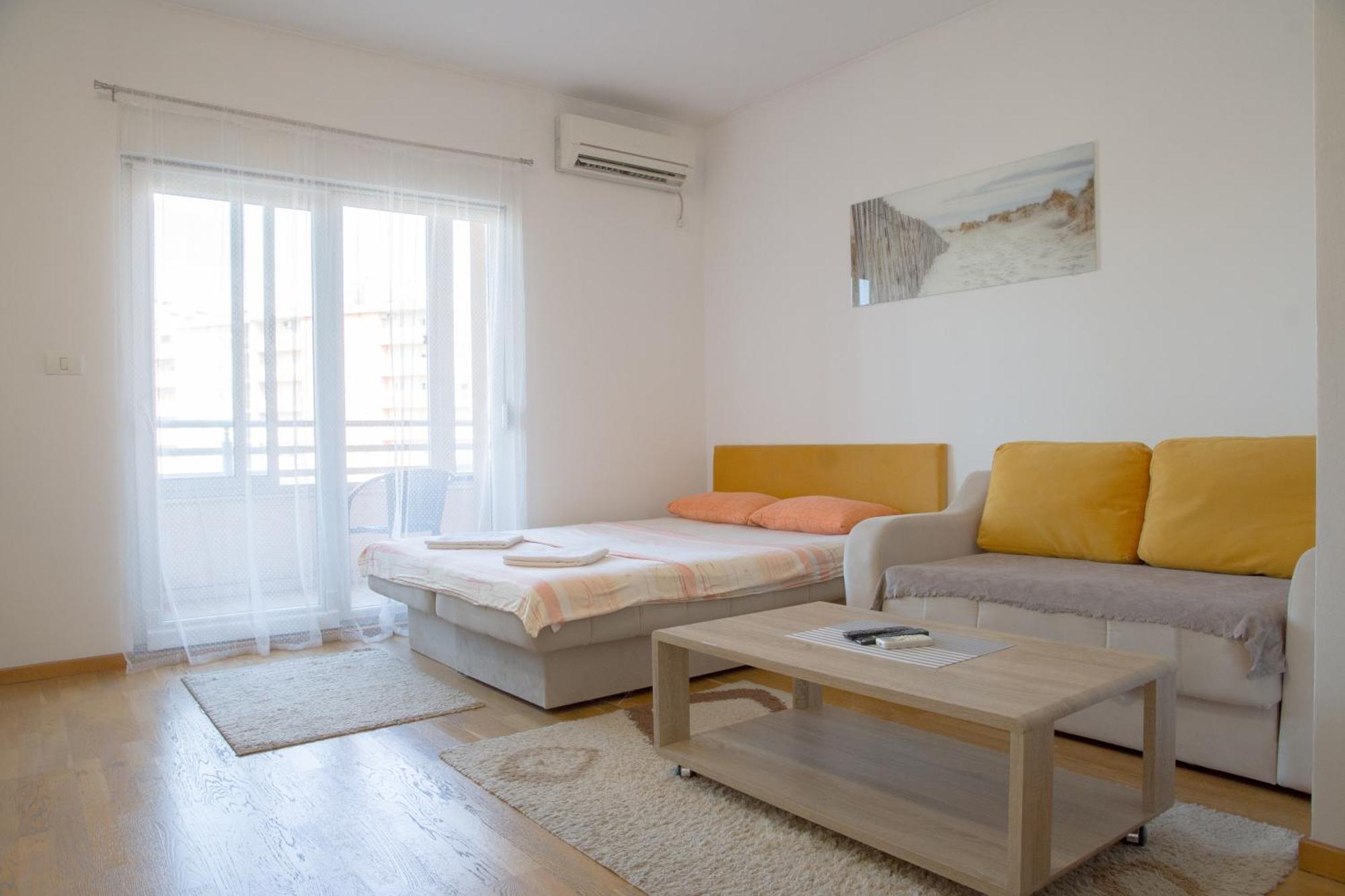 City Kvart Na Dan Podgorica Ngoại thất bức ảnh